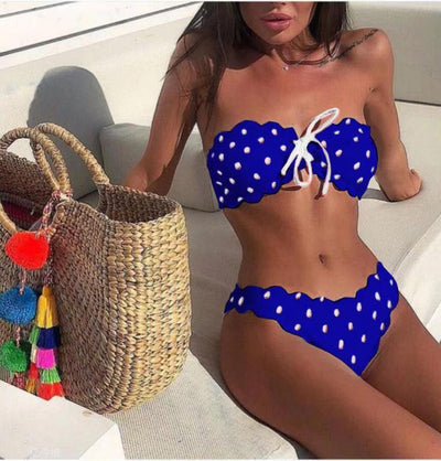Bikini Estampado Lunares con Tela Perforada y Diseño Dividido