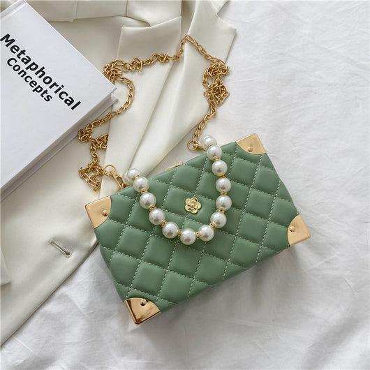 Bolso Bandolera Cuadrado Pequeño con Cadena de Diamantes y Perlas - Image 4