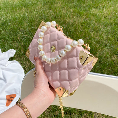 Bolso Bandolera Cuadrado Pequeño con Cadena de Diamantes y Perlas - Image 5