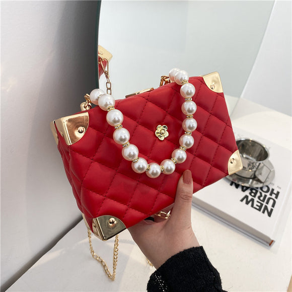 Bolso Bandolera Cuadrado Pequeño con Cadena de Diamantes y Perlas