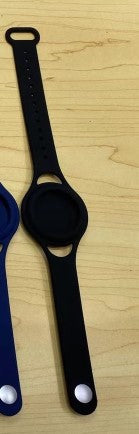 Pulsera Rastreadora Infantil Compatible con AirTag - Silicona Líquida - Image 12