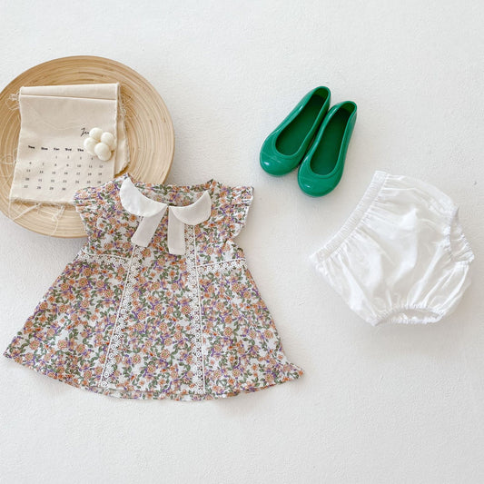 Conjunto de Ropa para Bebé Niña Floral con Bloomers Blancos - 2 Piezas