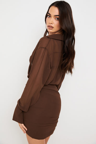 Conjunto de Dos Piezas: Falda Corta Ajustada y Top Elegante - Image 8