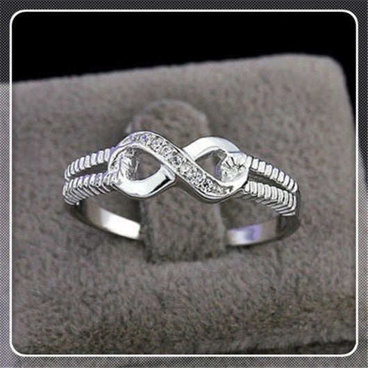 Anillo de Diamante Creativo de 8 Palabras - Diseño Exclusivo - Image 3