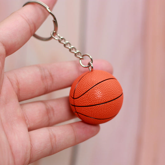Llavero Deportivo Multiusos: Baloncesto, Fútbol y Voleibol - Image 3