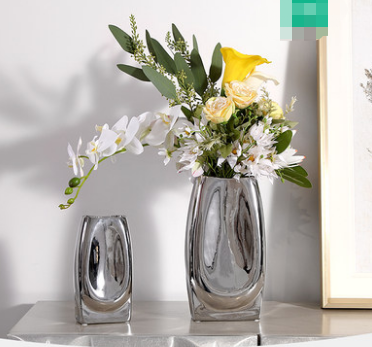 Jarrón de Plata Minimalista para Flores - Image 6
