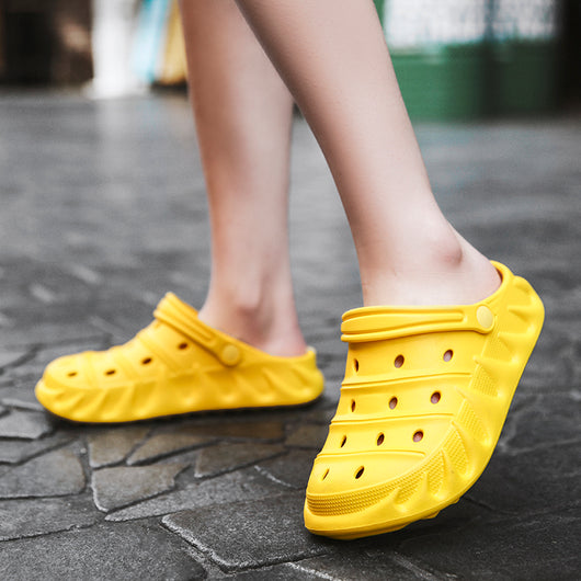 Zapatos de Moda con Agujeros para Parejas - Tendencia Actual - Image 4