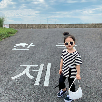 Camiseta Coreana Rayada Estilo Urbano - Manga Corta Ajustada - Image 16