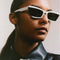 Gafas de Sol Retro Moderno con Cristales Deslumbrantes