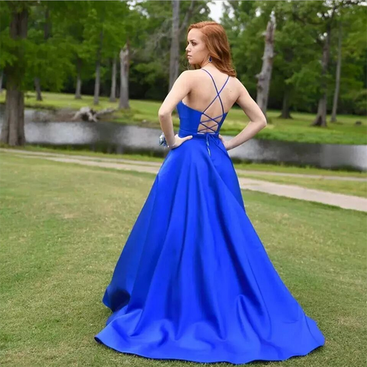 Vestido de Noche Elegante Satinado con Espalda Descubierta - Image 7