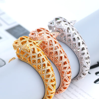 Pulsera de Diamantes Hueca Estilo Europeo Americano para Mujer - Image 10