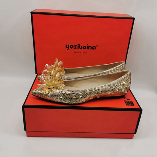 Zapatos de Novia con Tacón Plano y Flores de Cristales - Image 2