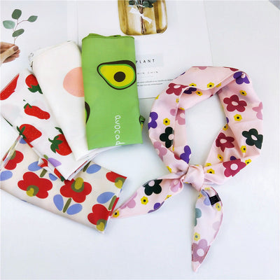 Pañuelo de Seda Estampado Floral Versátil para Mujer