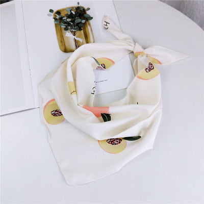 Pañuelo de Seda Estampado Floral Versátil para Mujer - Image 3
