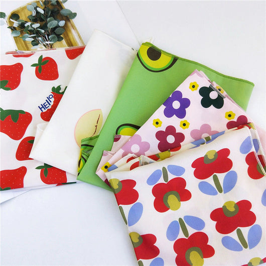 Pañuelo de Seda Estampado Floral Versátil para Mujer - Image 8