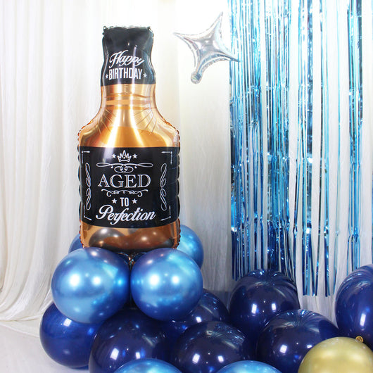 Cadena de Globos Whiskey Azul con Banderines para Decoración de Fiestas - Image 7
