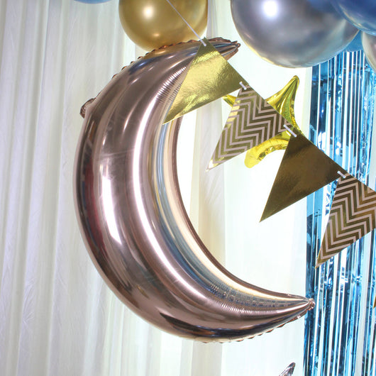 Cadena de Globos Whiskey Azul con Banderines para Decoración de Fiestas - Image 6