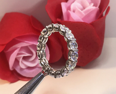 Anillo de Diamante Simulado Apilable y Versátil - Image 5