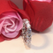 Anillo de Diamante Simulado Apilable y Versátil