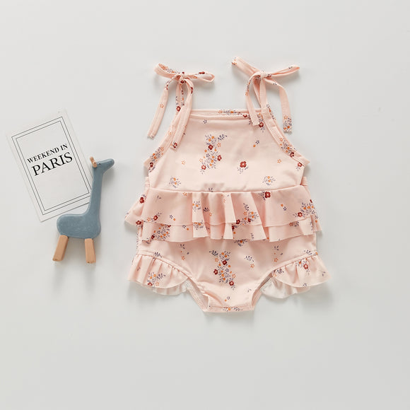 Traje de Baño Enterizo con Volantes, Mangas Largas y Abertura Frontal Floral