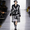 Abrigo Trinchera Oversized Doble Botonadura con Estampado de Letras