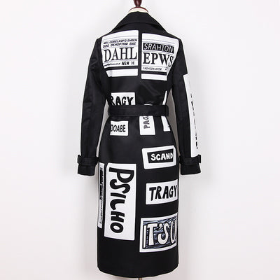 Abrigo Trinchera Oversized Doble Botonadura con Estampado de Letras - Image 3