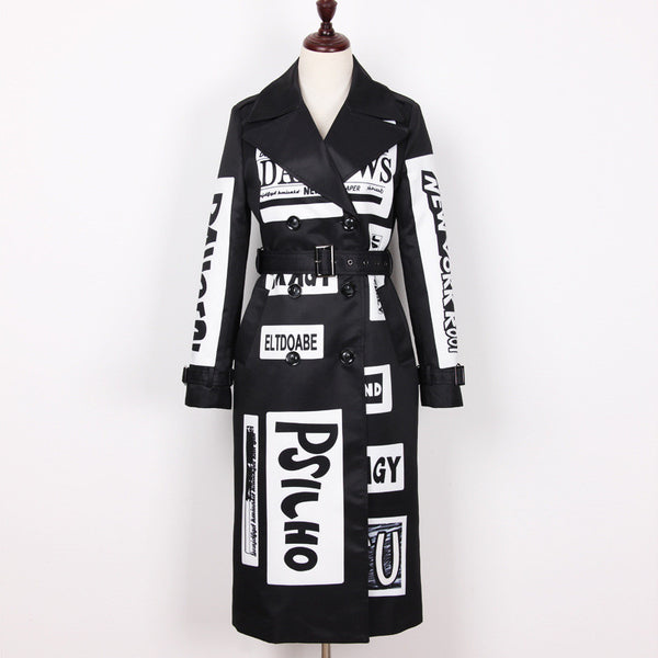 Abrigo Trinchera Oversized Doble Botonadura con Estampado de Letras - Image 4