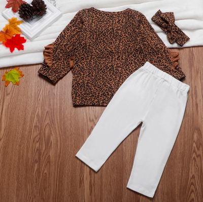 Conjunto Infantil Niña Blusa Floral y Pantalón Blanco - Image 3