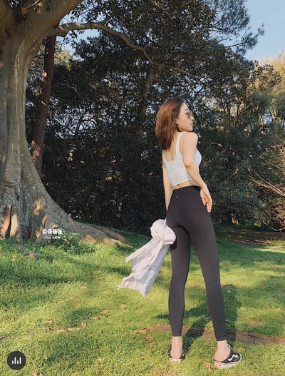 Pantalones Deportivos de Alta Elasticidad para Yoga y Entrenamiento - Image 13