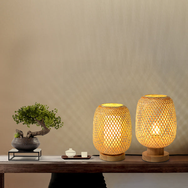 Lámpara de Mesa Decorativa Estilo Influencer - Red Metálica Artística