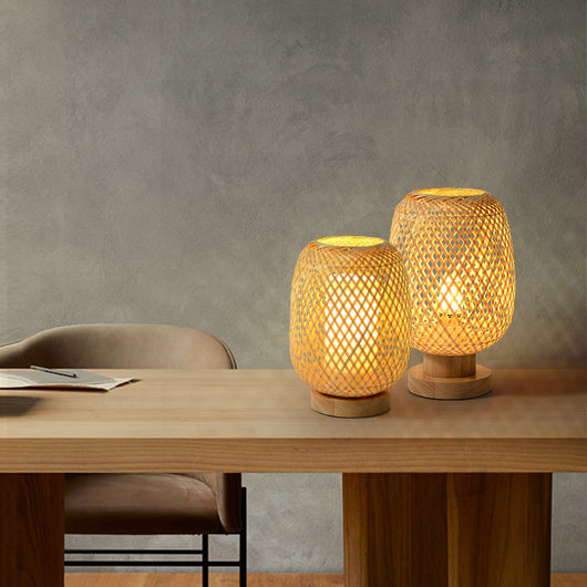 Lámpara de Mesa Decorativa Estilo Influencer - Red Metálica Artística - Image 4