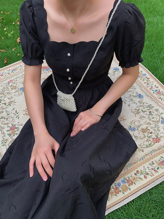 Vestido Retro con Bordado de Pétalos y Botones Perla Cuello Cuadrado - Image 9