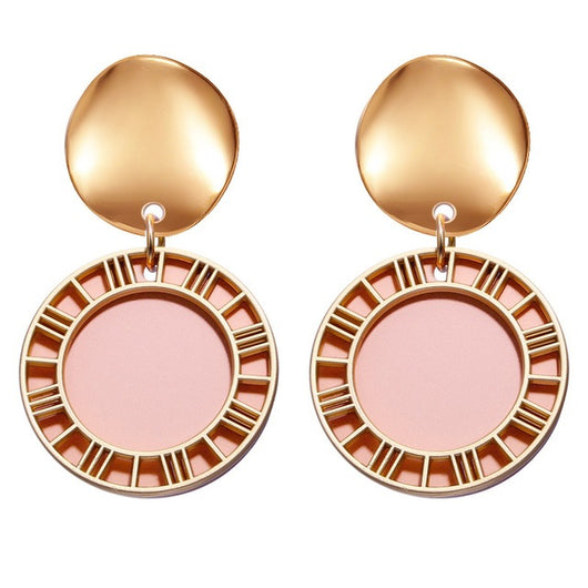 Aretes Colgantes Geométricos Dorados con Concha - Diseño Coreano Moderno - Image 5