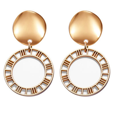Aretes Colgantes Geométricos Dorados con Concha - Diseño Coreano Moderno - Image 9