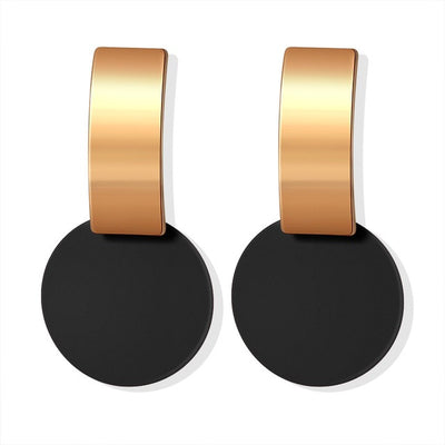 Aretes Colgantes Geométricos Dorados con Concha - Diseño Coreano Moderno - Image 12
