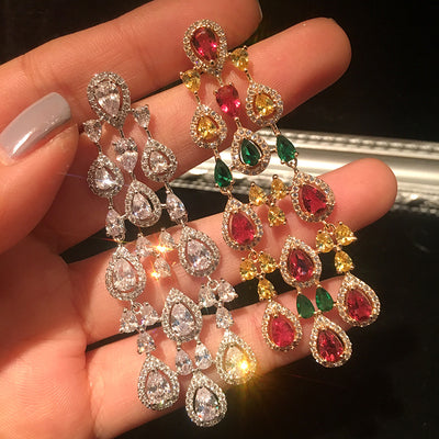 Aretes Gota de Agua con Circón Largo