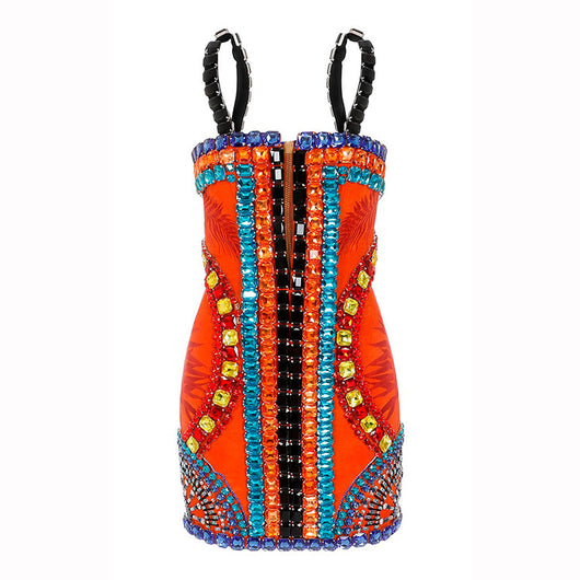 Vestido Ajustado de Fiesta con Tirantes Brillantes y Escote Halter - Image 4