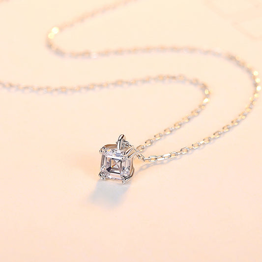 Collar Colgante de Plata S925 con Circonita de Cuatro Puntas