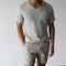 Camiseta Casual de Cuello V Distressed Estilo Coreano Talla Grande