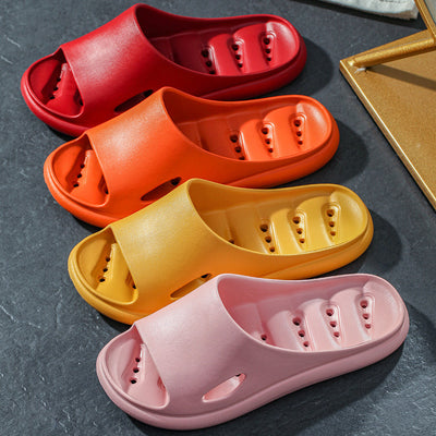 Sandalias y Pantuflas de Verano con Perforaciones