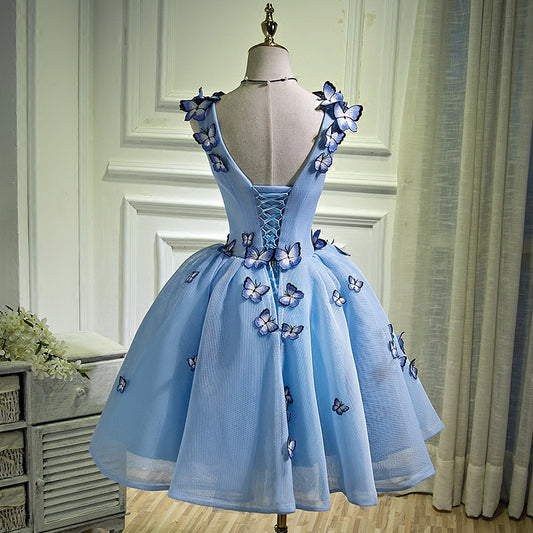 Vestido Rojo Elegante para Anfitriona - Diseño Ajustado y Sofisticado - Image 2