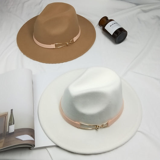Gorro de Lana con Visera Plana y Hebilla Metálica - Image 9