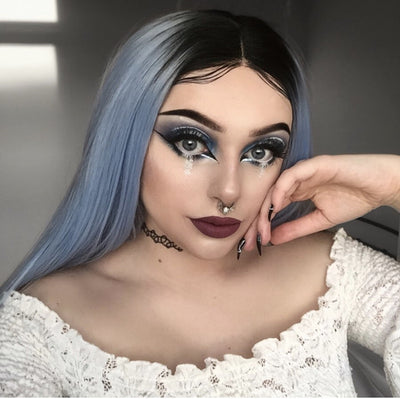 Peluca Larga Degradada Negra a Azul Cielo - Cabello Sintético Liso con Raya al Centro - Image 10