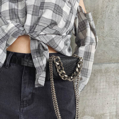Bolsa de Cintura Mini con Cadena Gruesa - Bandolera Trendy para Mujer - Image 9