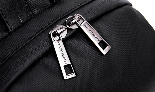 Bolsa Bandolera para Hombre - Mochila Mensajero Compacta - Image 8