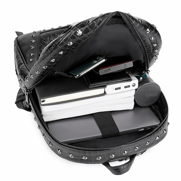 Mochila Punk Lobo 3D con Relieve - Bolso de Hombro Audaz