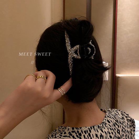 Pinza para Cabello Perla Tiburón Grande - Image 12
