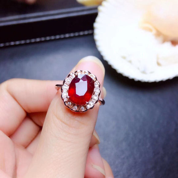 Conjunto Colgante de Anillo Rubí con Cristales