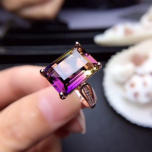 Anillo de Amatista con Degradado de Color