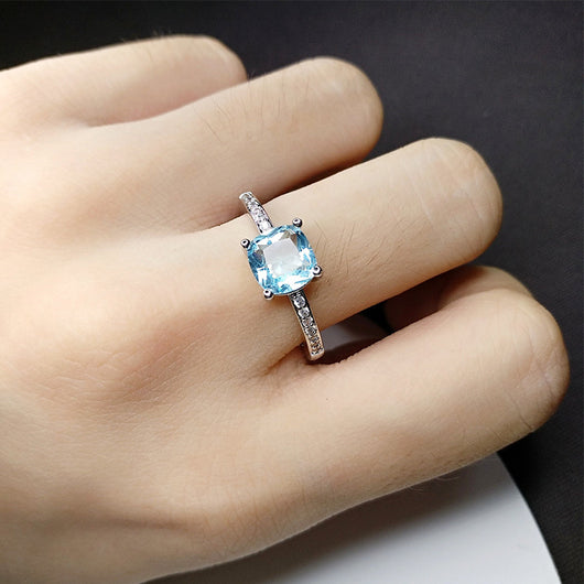 Anillo de Diamante Moissanita con Zafiro de Cuatro Puntas - Estilo Europeo y Americano - Image 3